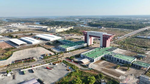 學(xué)方略 謀創(chuàng)新 抓落實 東興 加快打造國內(nèi)國際雙循環(huán)市場經(jīng)營便利地 助力邊境地區(qū)高質(zhì)量發(fā)展